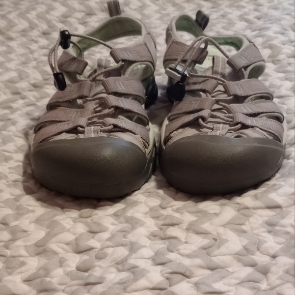 Women's Keen Athletic Sandals Size 10.5 - Picture 2 of 5